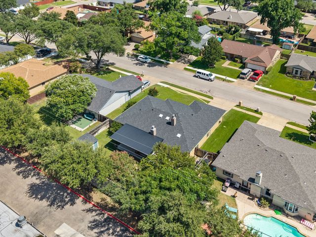 1337 Storm Drive, Bedford, TX 76022