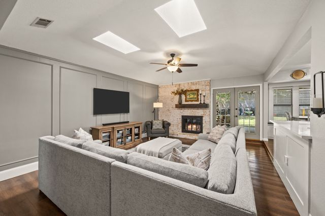1337 Storm Drive, Bedford, TX 76022