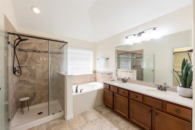 17831 Bella Ava Drive, Tomball, TX 77377