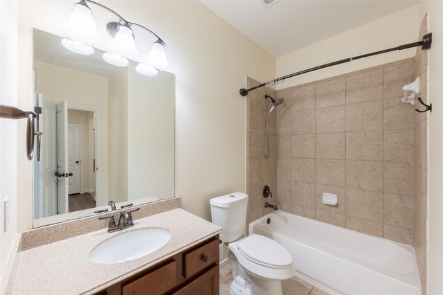 17831 Bella Ava Drive, Tomball, TX 77377