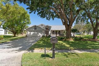 18652 Autumn Lake Boulevard, Hudson, FL 34667