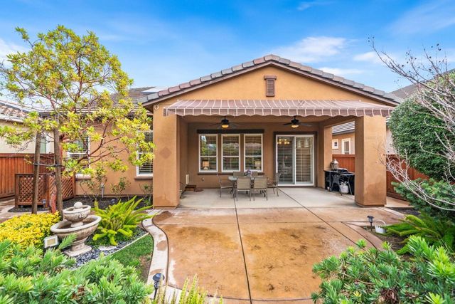 1033 Malbec Ln, Brentwood, CA 94513