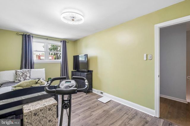 12045 MILLBROOK RD, Philadelphia, PA 19154