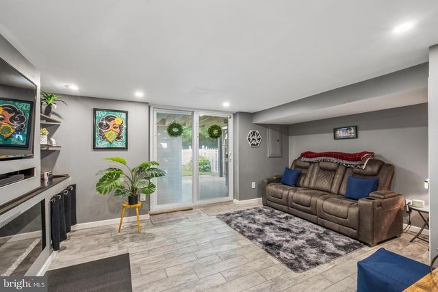 12045 MILLBROOK RD, Philadelphia, PA 19154