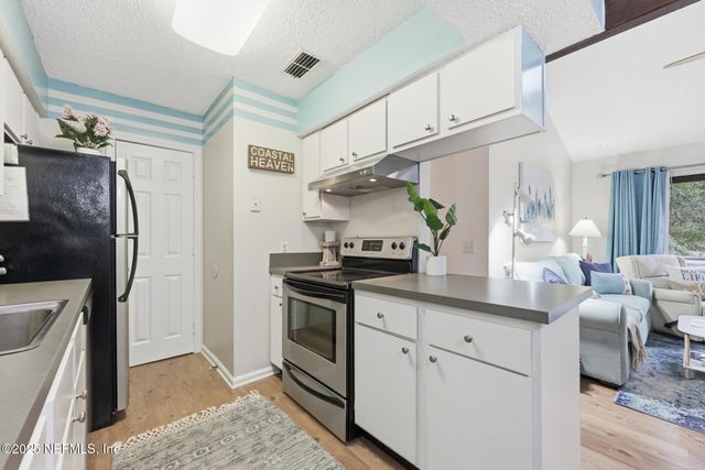 2886 FOREST RIDGE Drive U6, Fernandina Beach, FL 32034