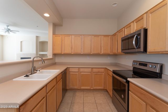 19550 N Grayhawk Drive Unit 2001, Scottsdale, AZ 85255