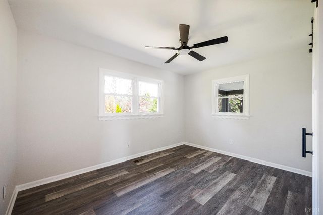 333 N Main Street, Amherst, VA 24521