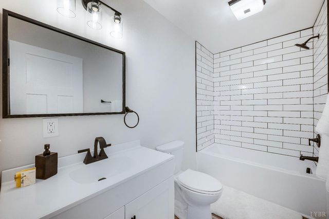 333 N Main Street, Amherst, VA 24521