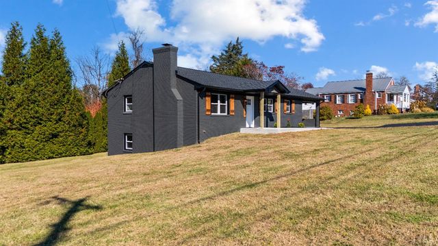 333 N Main Street, Amherst, VA 24521