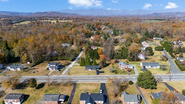 333 N Main Street, Amherst, VA 24521