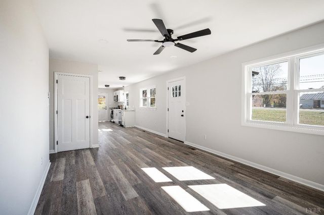 333 N Main Street, Amherst, VA 24521