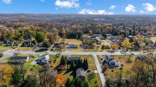 333 N Main Street, Amherst, VA 24521