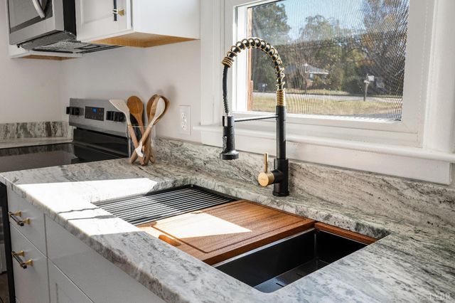 333 N Main Street, Amherst, VA 24521