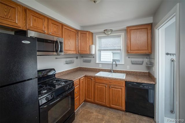 21328 Audette Street, Dearborn, MI 48124