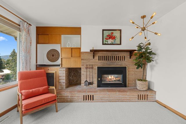 515 E 6th Ave, Colville, WA 99114