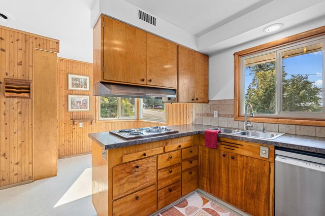 515 E 6th Ave, Colville, WA 99114