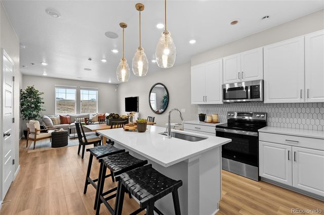 17155 W 91st Lane, Arvada, CO 80007