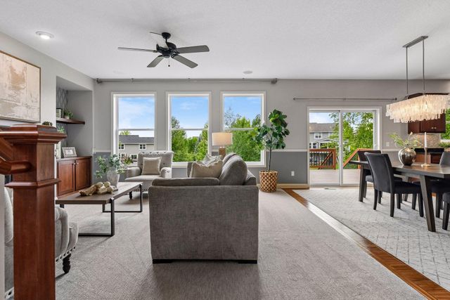 2715 Fieldstone Drive, Victoria, MN 55386