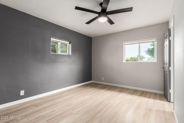 3336 E EARLL Drive, Phoenix, AZ 85018