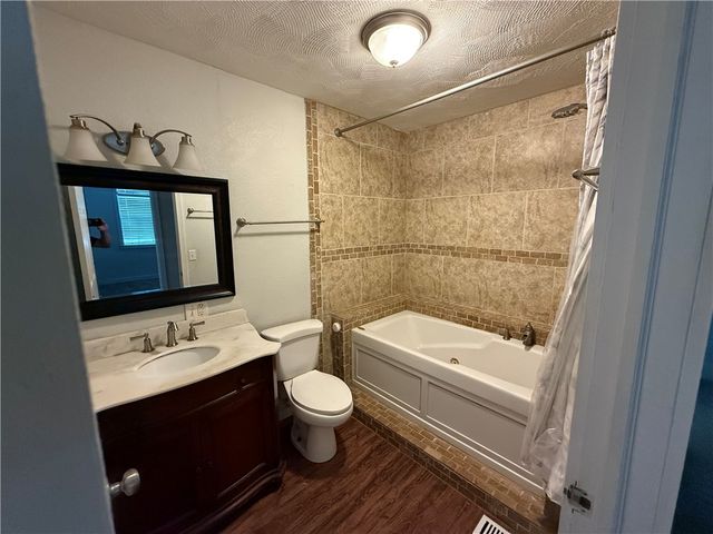 35205 Highway 23, Huntsville, AR 72740
