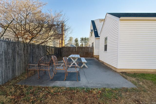 118 Maple Avenue, Windsor, CT 06095