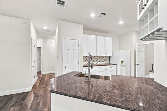 1837 Jennifer Court A, Pelican Bay, TX 76020