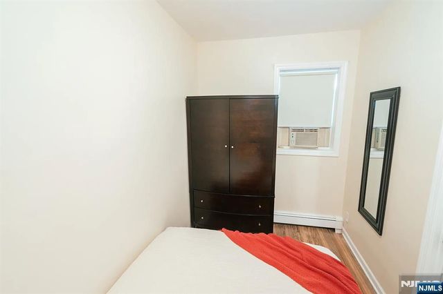 18 Van Rensselear Street, Belleville, NJ 07109