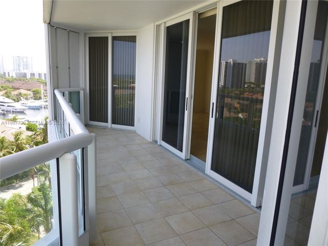 21055 Yacht Club Dr 1009, Aventura, FL 33180