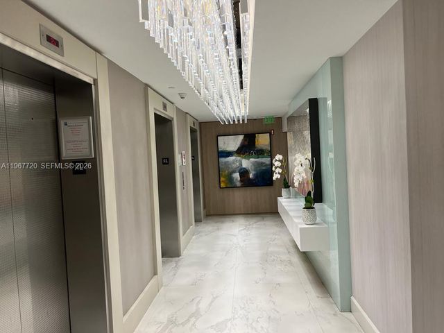 21055 Yacht Club Dr 1009, Aventura, FL 33180