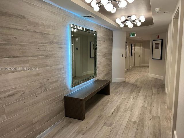 21055 Yacht Club Dr 1009, Aventura, FL 33180