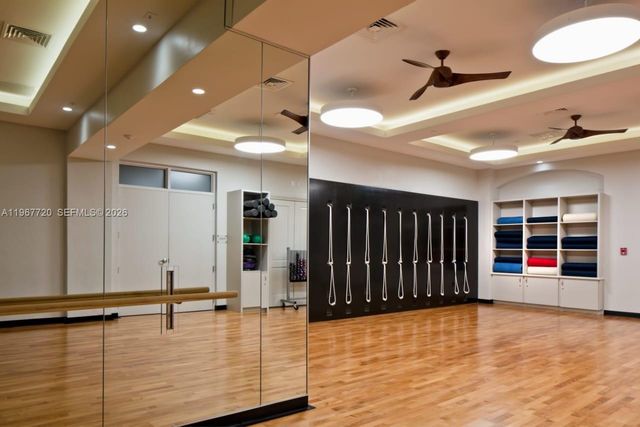 21055 Yacht Club Dr 1009, Aventura, FL 33180