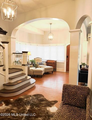 604 Court Street, Hattiesburg, MS 39401