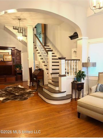 604 Court Street, Hattiesburg, MS 39401