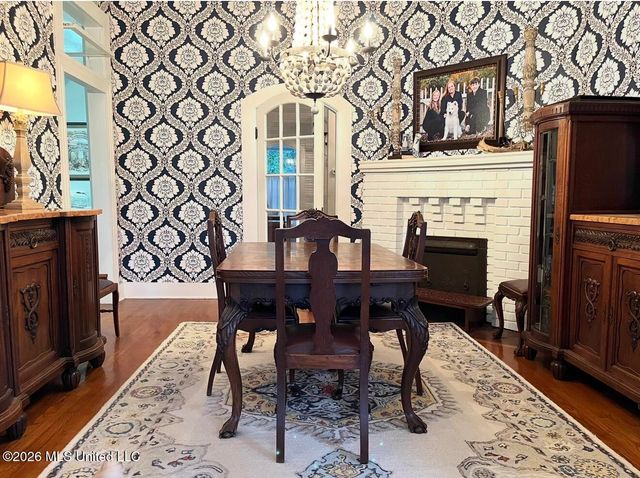 604 Court Street, Hattiesburg, MS 39401