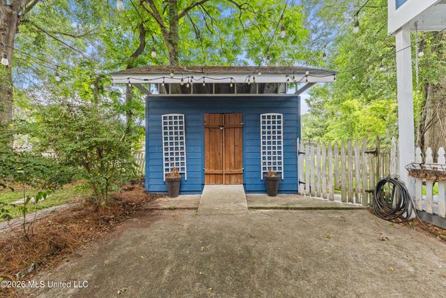 604 Court Street, Hattiesburg, MS 39401