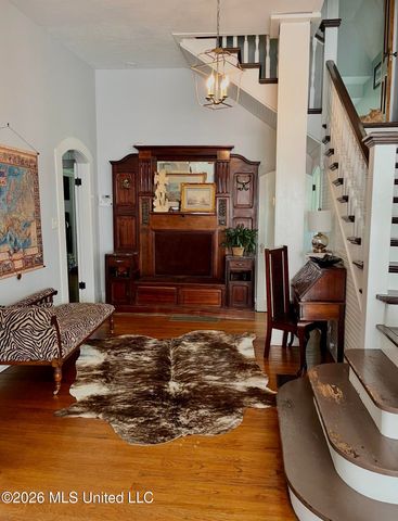 604 Court Street, Hattiesburg, MS 39401