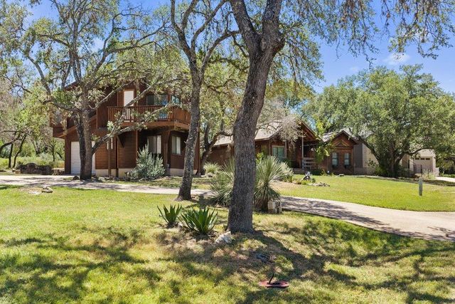 334 Coventry RD, Spicewood, TX 78669