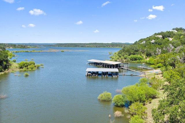 334 Coventry RD, Spicewood, TX 78669