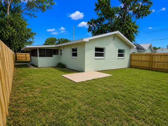 7001 59TH STREET N, Pinellas Park, FL 33781