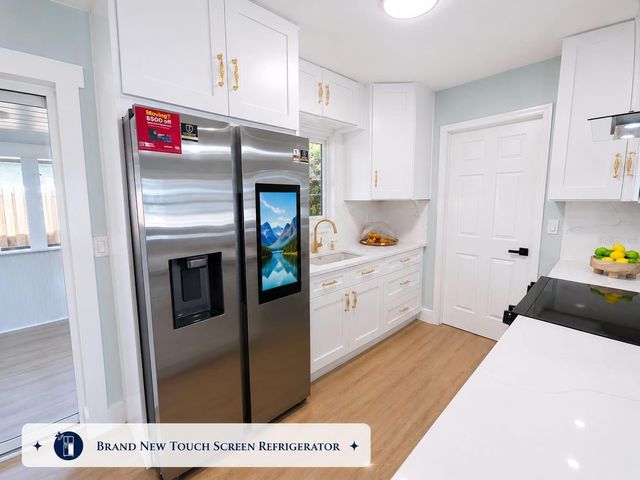 7001 59TH STREET N, Pinellas Park, FL 33781