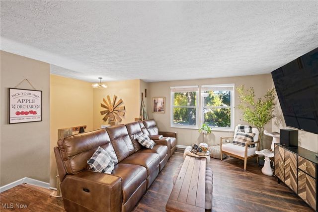 7084 Lake Road E, Madison, OH 44057