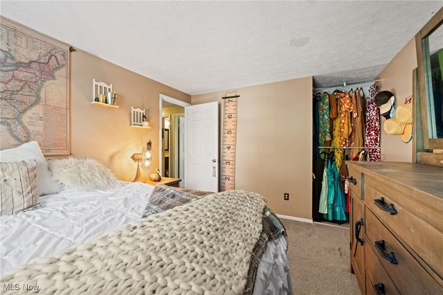 7084 Lake Road E, Madison, OH 44057