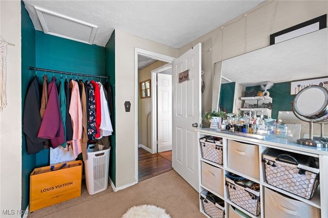 7084 Lake Road E, Madison, OH 44057