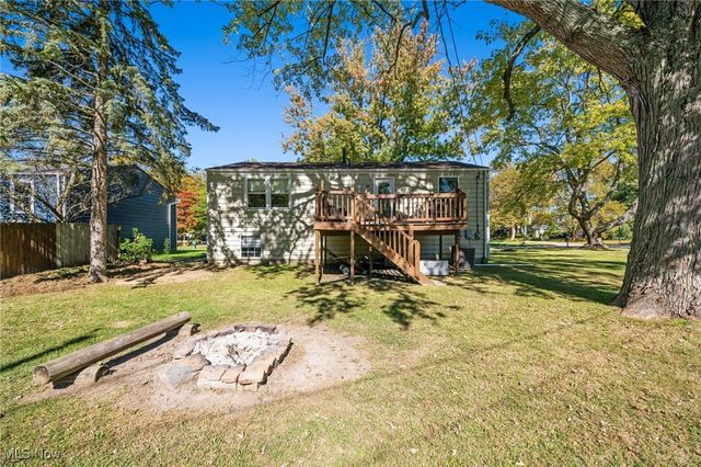 7084 Lake Road E, Madison, OH 44057