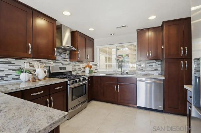2345 Greenbriar Dr B, Chula Vista, CA 91915