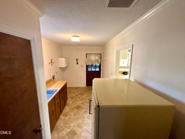 1957 Old Beulah Road, Selma, NC 27576