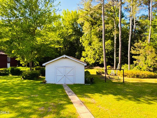 1957 Old Beulah Road, Selma, NC 27576