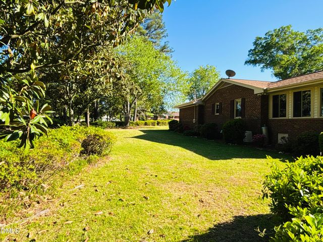1957 Old Beulah Road, Selma, NC 27576