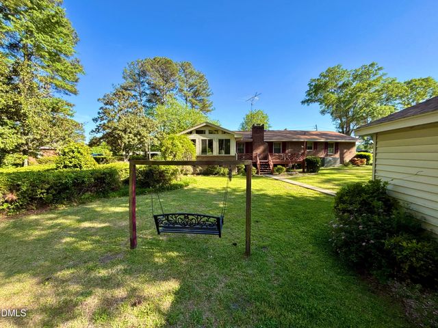 1957 Old Beulah Road, Selma, NC 27576
