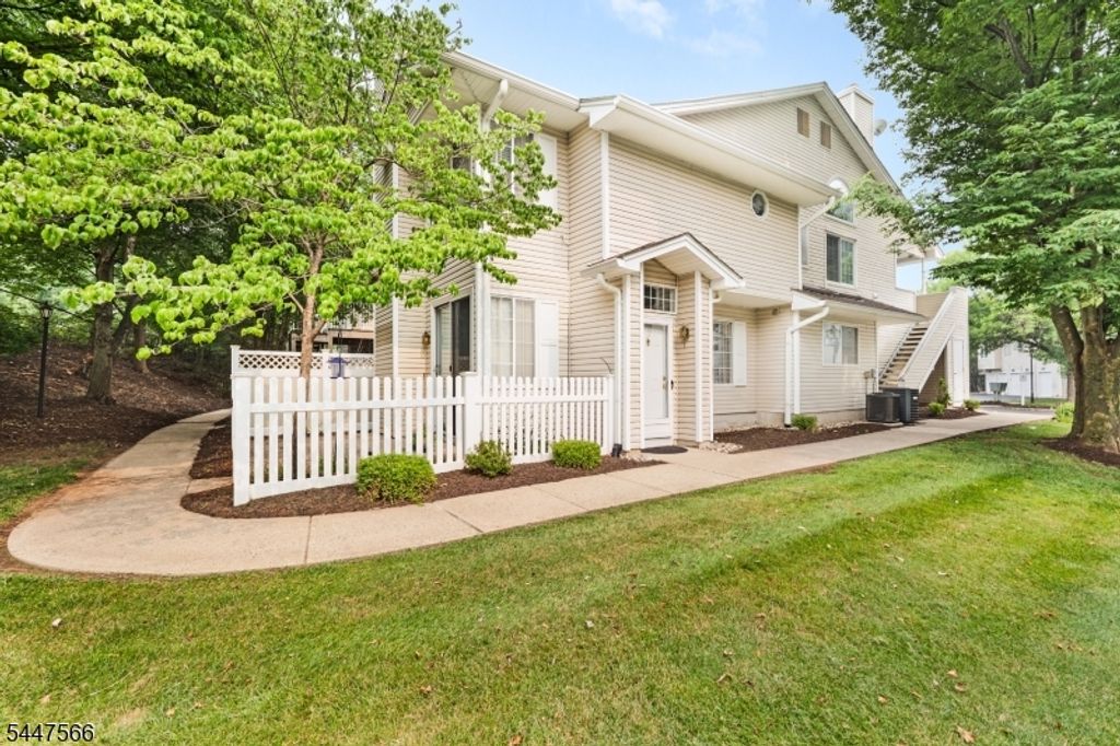 47 Encampment Drive, Bedminster Twp., NJ 07921
